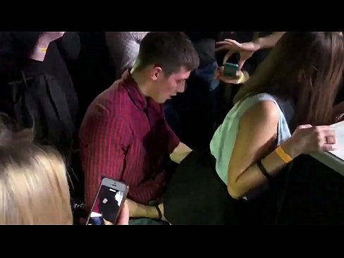 ❤️ Sex nyata dina nightclub Rusia. gadis Rusia 18 taun heubeul dina anus jeung heunceut fucked di nightclub a ️ porno di urang% su.javdoe.top% ☑